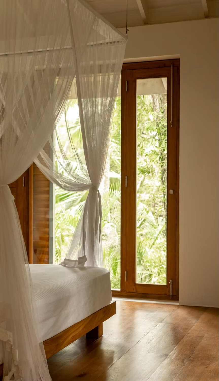 Private en-suite room in 2 bedroom villa