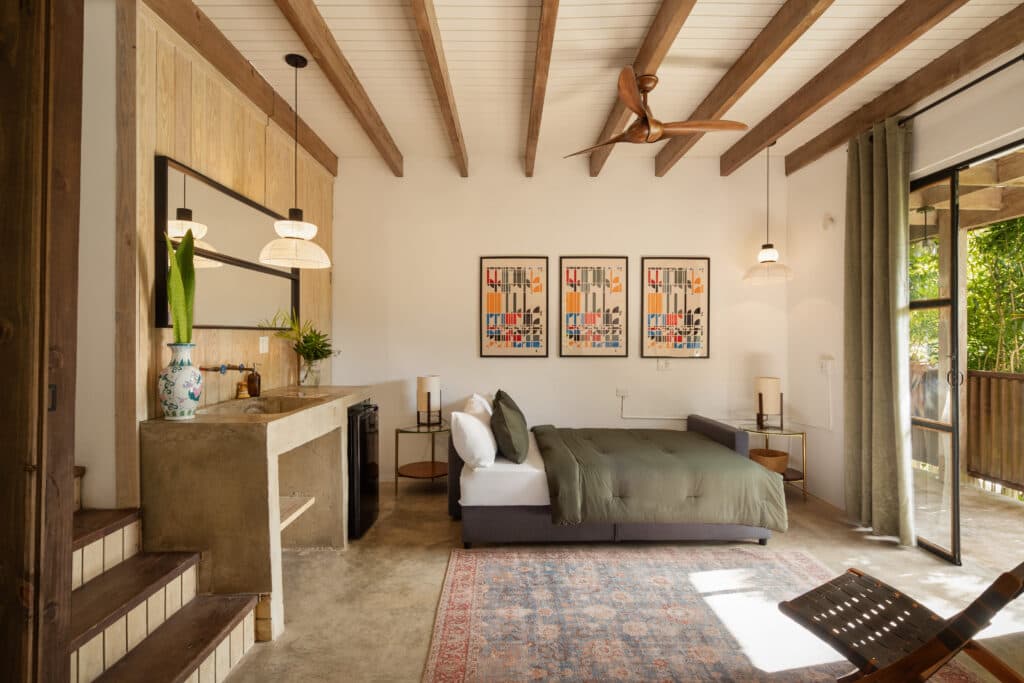 Oceanview Casona | Downstairs