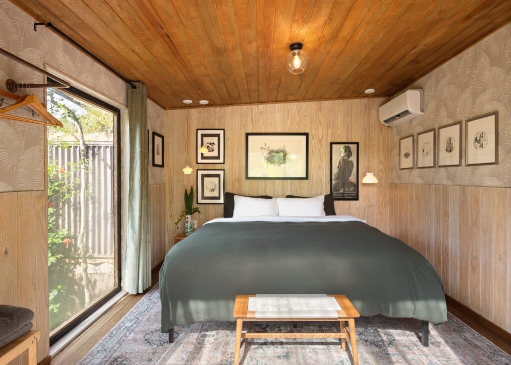 Sahar's Treehouse (Private/Couple Room)