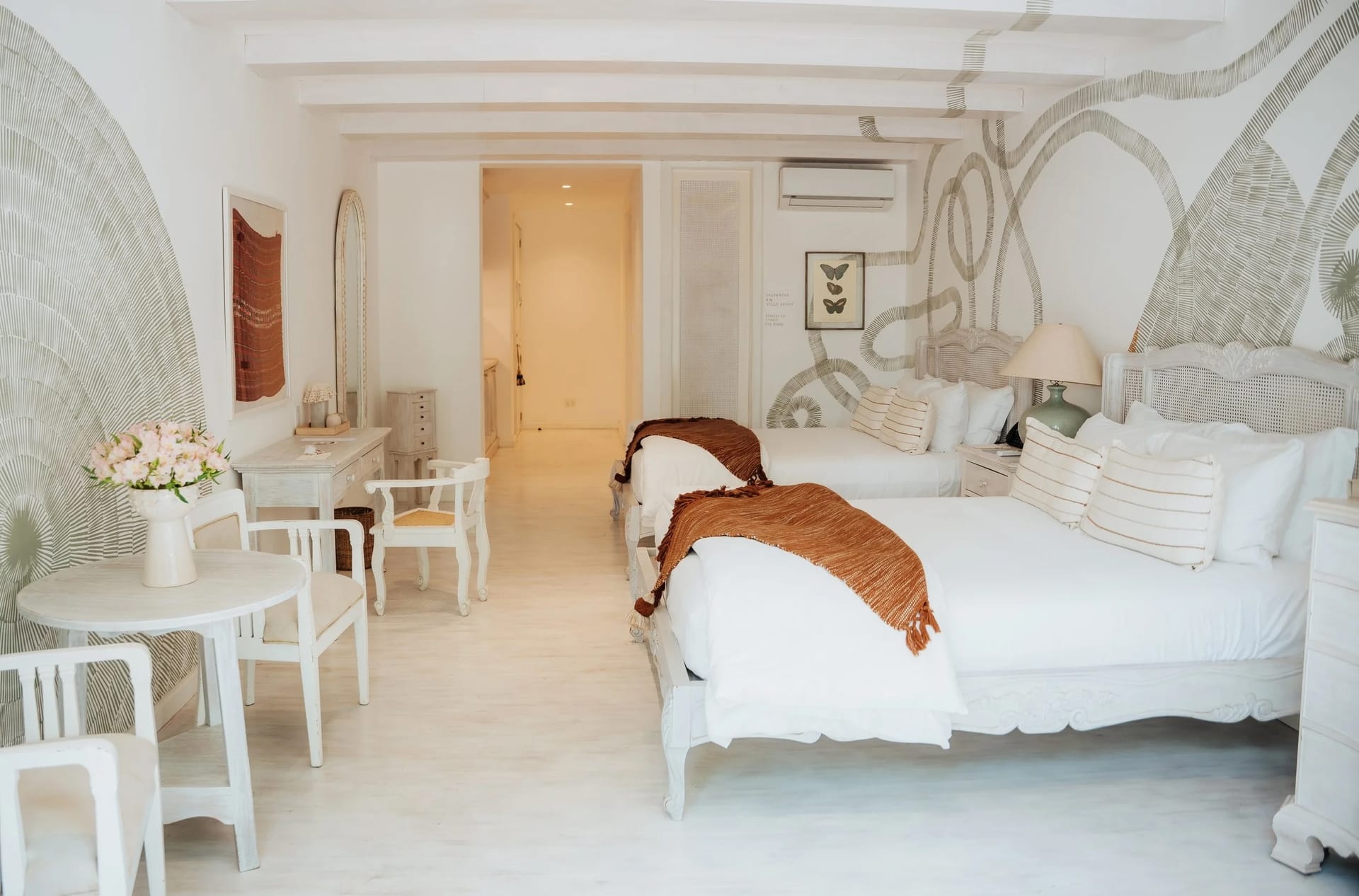 Villa Bokeh Twin Bedroom