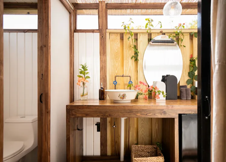 Meeshel's Cabin | Upstairs - Image 3