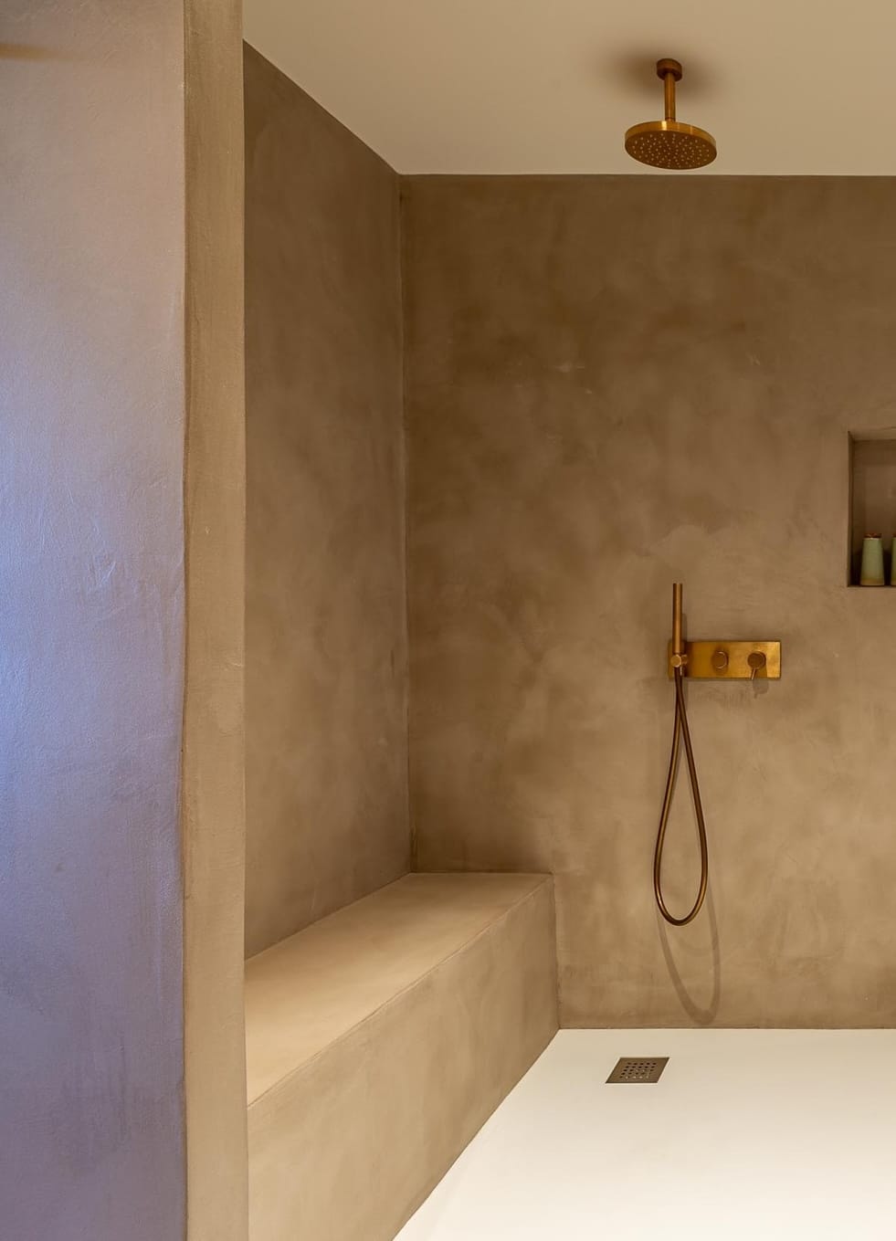 Private Suite - Image 2