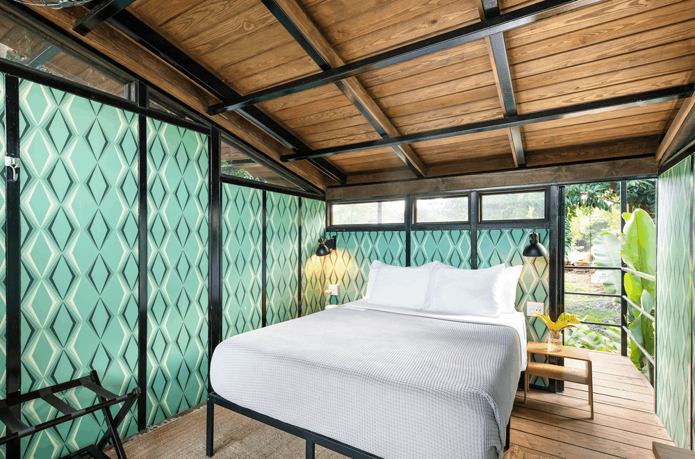 Invisible Treehouse | Private/Couple room - Image 2