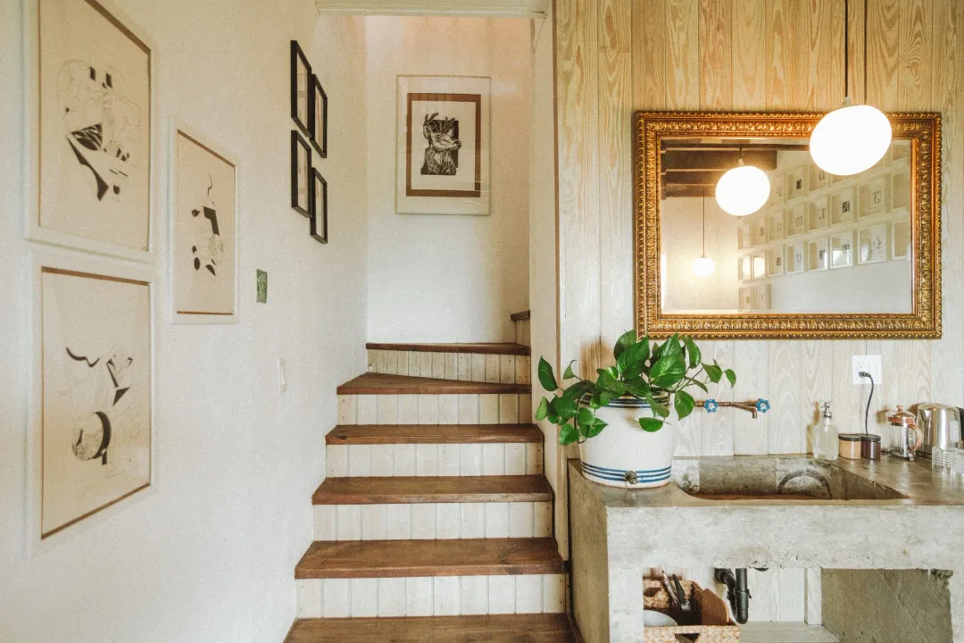 Corky's Suite | Downstairs - Image 3