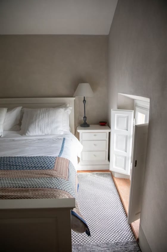 Oliva Deluxe Room - Image 1