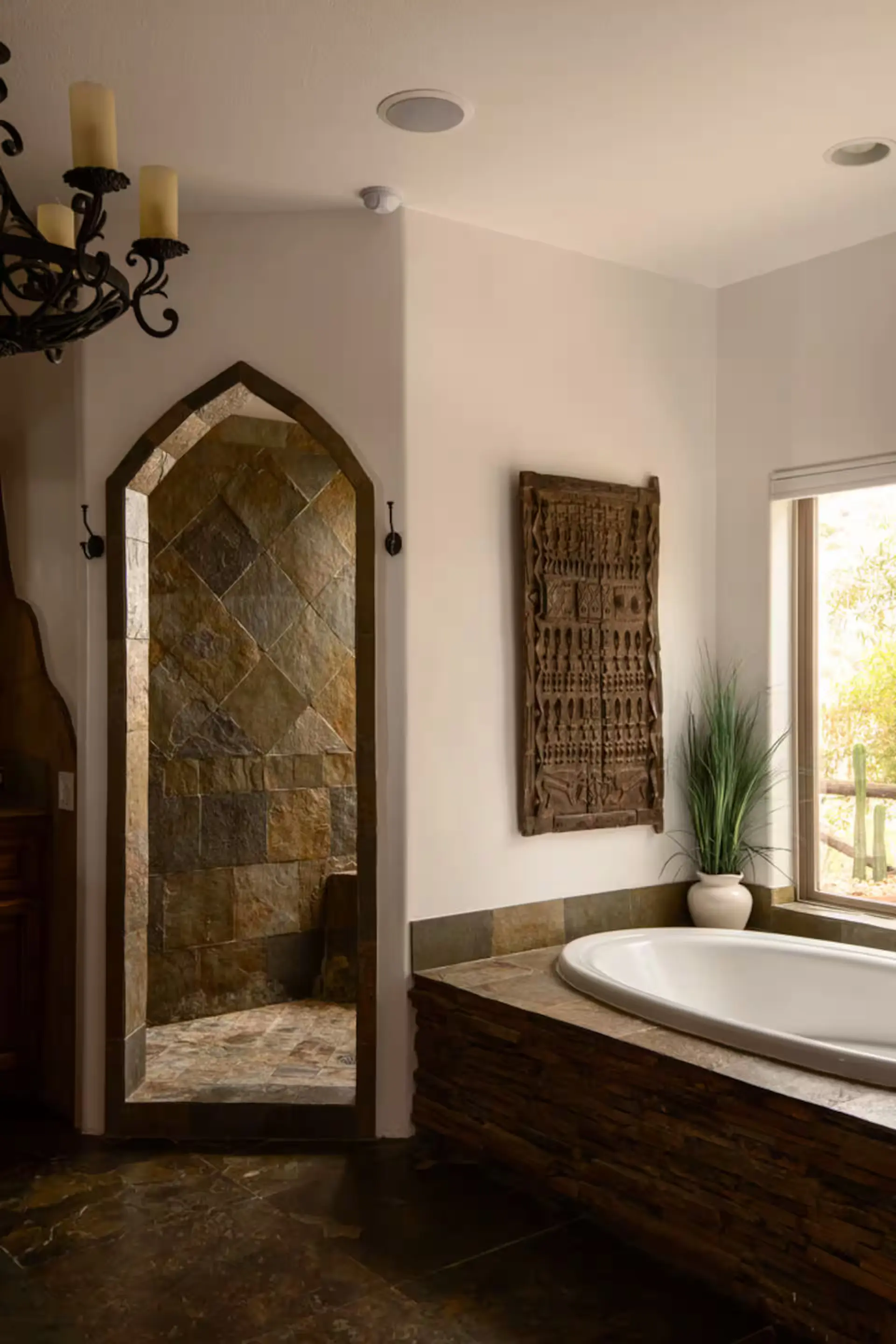 Desert Villa - Shared Room - Image 4