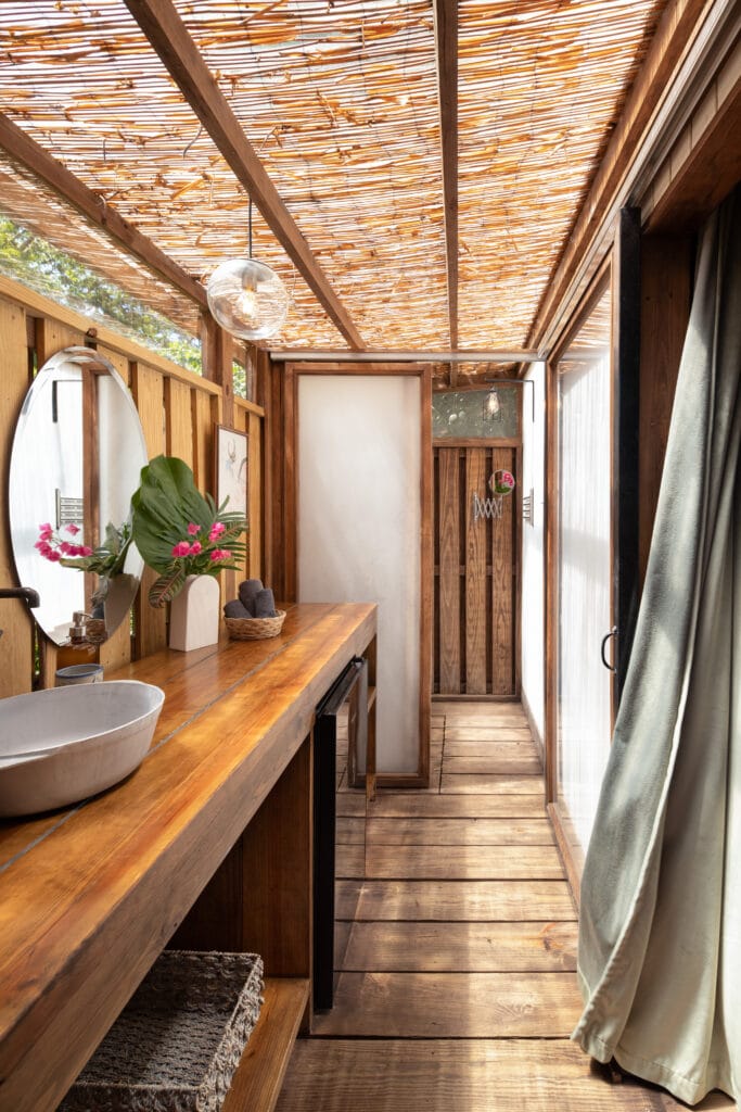 Meeshel's Cabin | Upstairs - Image 3