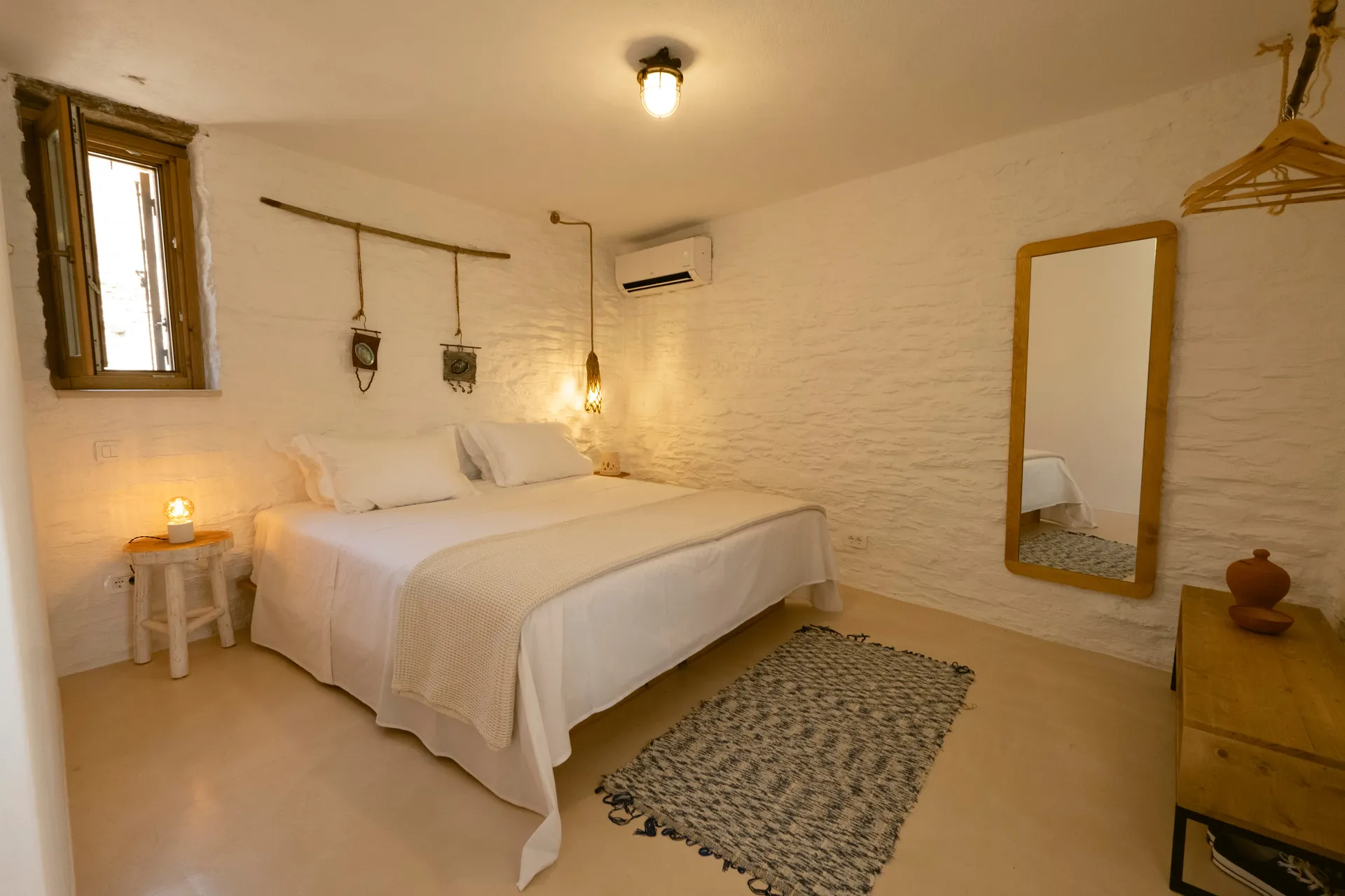 Elia Room - Image 2
