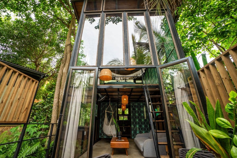 Invisible Treehouse | Private/Couples Room - Image 1