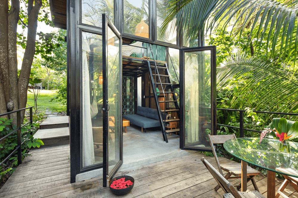 Invisible Treehouse | Private/Couples Room - Image 5