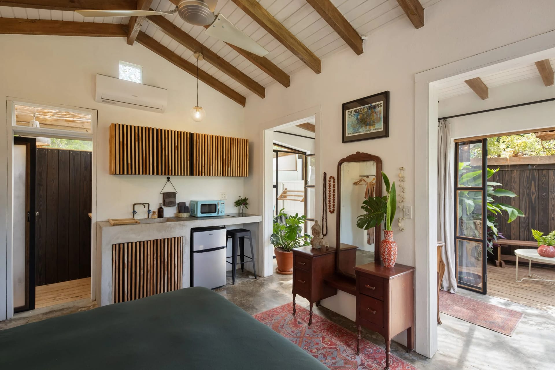 Victoria Suite (Private/Couple Room) - Image 6