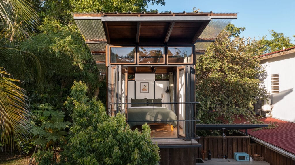 Tiny Treehouse (Private/Couples Room) - Image 1